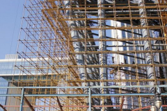 What should be confirmed before climbing on a scaffold What should be confirmed before climbing on a scaffold